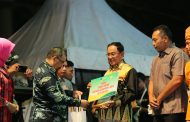 Bupati HM.Wardan terima Penghargaan Inhil sebagai Juara 1 Stand Terbaik pada Riau Expo 2019.