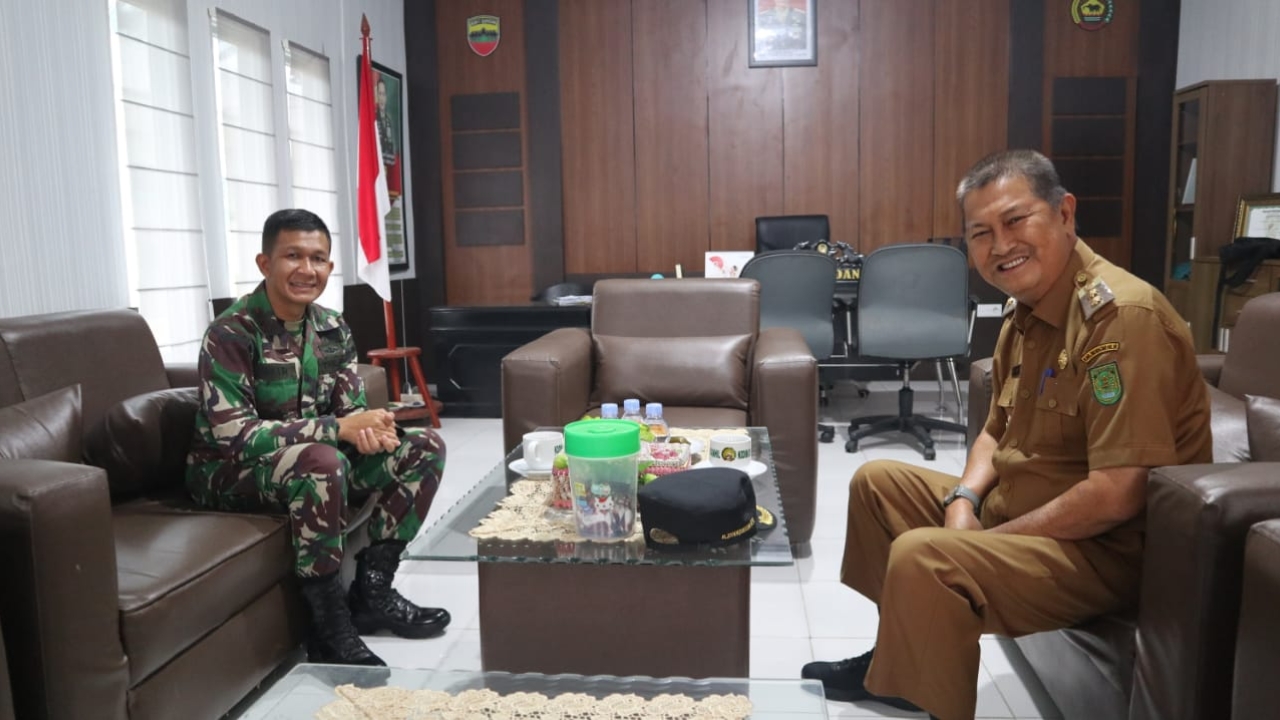 Wabup Inhil H. Syamsudin Uti melakukan silahturrahmi ke Komando Distrik Militer (Kodim) 0314/Inhil,