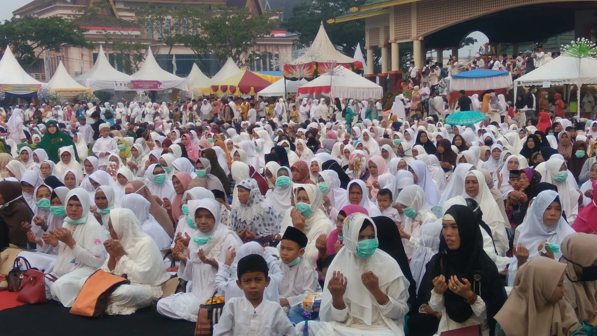 Doakan Inhil Jauh Dari Bencana, Puluhan Ribu Masyarakat Padati Gajah Mada Tembilahan