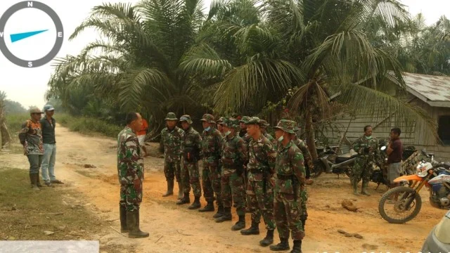 Danramil 07/Reteh, Kapten Arm Syahrul Effendi Pohan selalu aktif dalam menangani Kebakaran Hutan dan Lahan (karhutla)