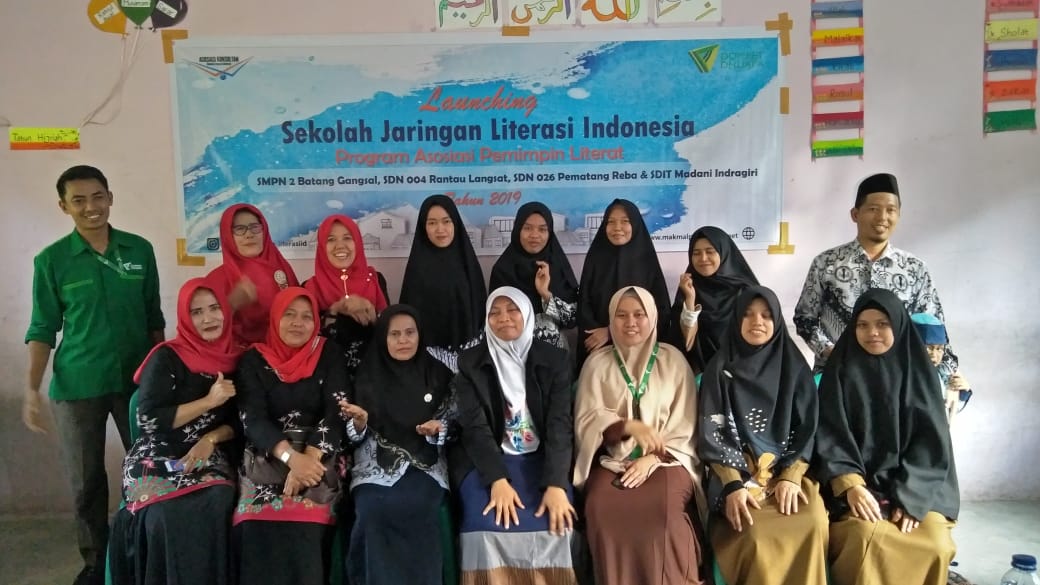 Empat Sekolah di Kabupaten Indragiri Hulu Launching Sekolah Literasi Indonesia di SD IT Madani Indragiri