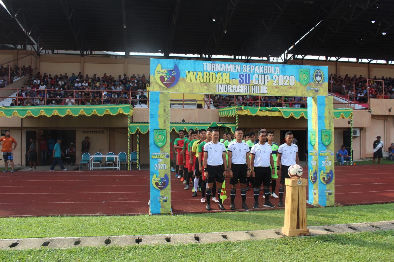 Dandim 0314/Inhil Letkol Inf Imir Faishal hadiri pertandingan sepak bola PS Kodim VS PS Darma Berlian