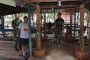 Dandim 0314/Inhil bersama Bupati Inhil HM Wardan melaksanakan pelepasan perdana 7000 bibit ikan lele di keramba Apung dan meninjau saung Pilot Projek pengolahan sabut kelapa