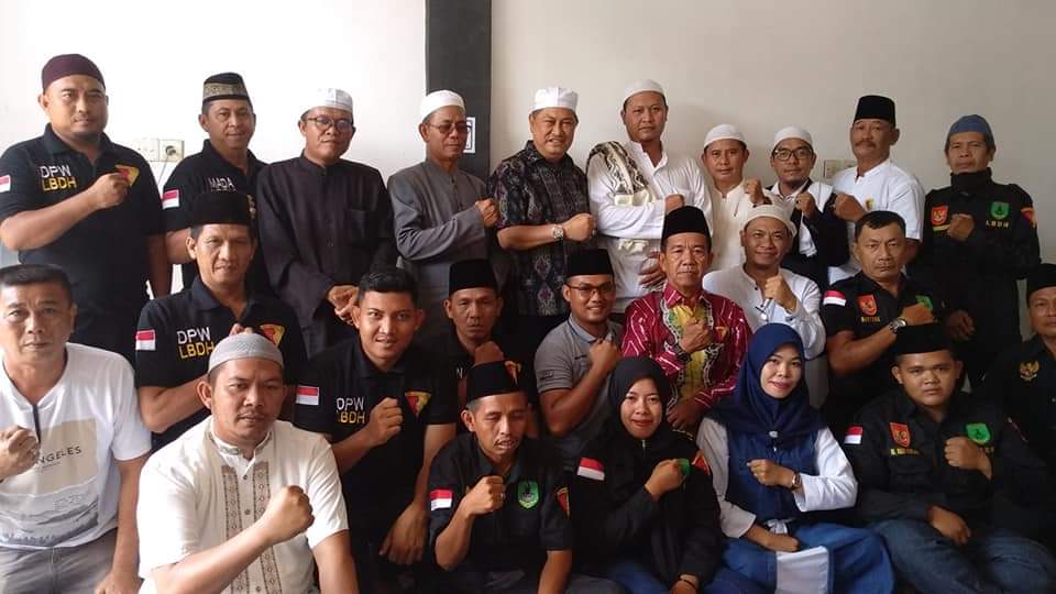 LBDH Inhil Lakukan Silaturahmi Bersama Guru KH Fajrianur ( Hamuntai, Kalsel),