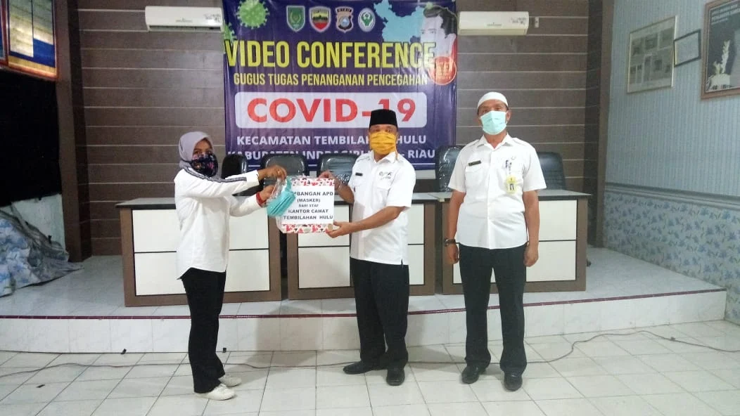 Camat Tembilahan Hulu Siapkan APD Masker."