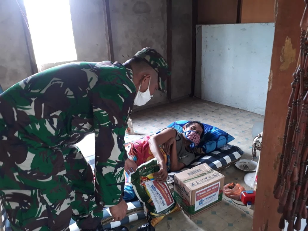 *Kembali Kodim 0314 Inhil baksos Inhil Peduli berikan Sembako Kepada Mayarakat Tembilahan Hulu*