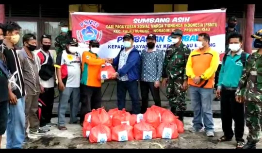 *Paguyuban Sosial Marga Tionghoa Indonesia (PSMTI) Kecamatan Pulau Burung Kedua kalinya memberikan bantuan kepada Masyarakat*