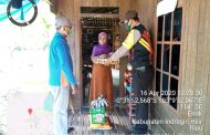 Peduli Terhadap kaum Dhuafa Bhabinkamtibmas Kelurahan Pusaran Salurkan Paket Sembako