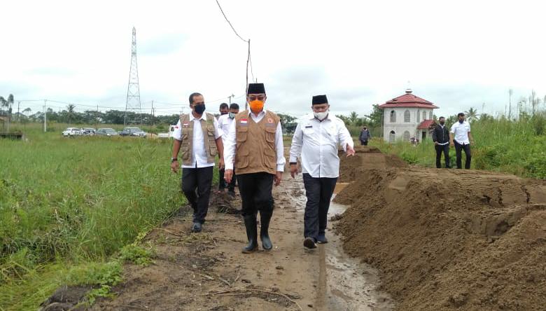 Pastikan Kesiapan, Bupati Inhil Inspeksi TPU Khusus Pasien Covid-19