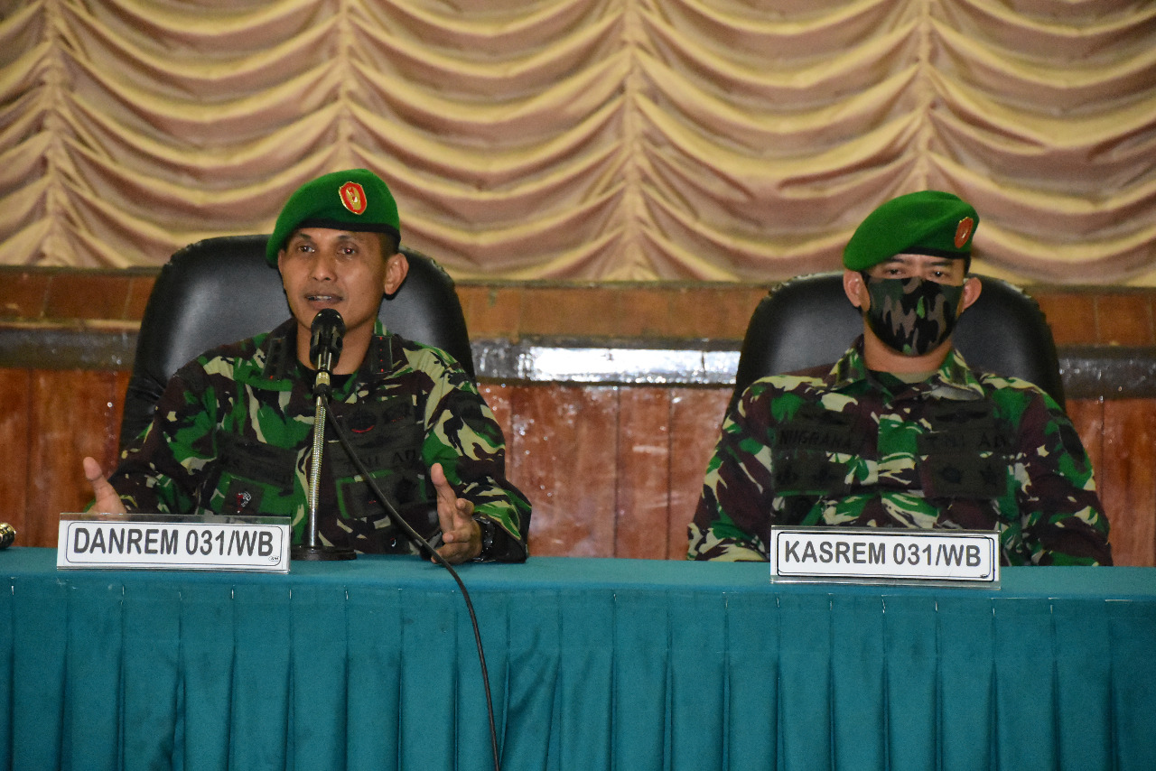 *Danrem 031/WB : 1.291 Prajurit TNI Dikerahkan Dalam Penegakan Disiplin Protokol Kesehatan Covid 19 di Wilayah Provinsi Riau*