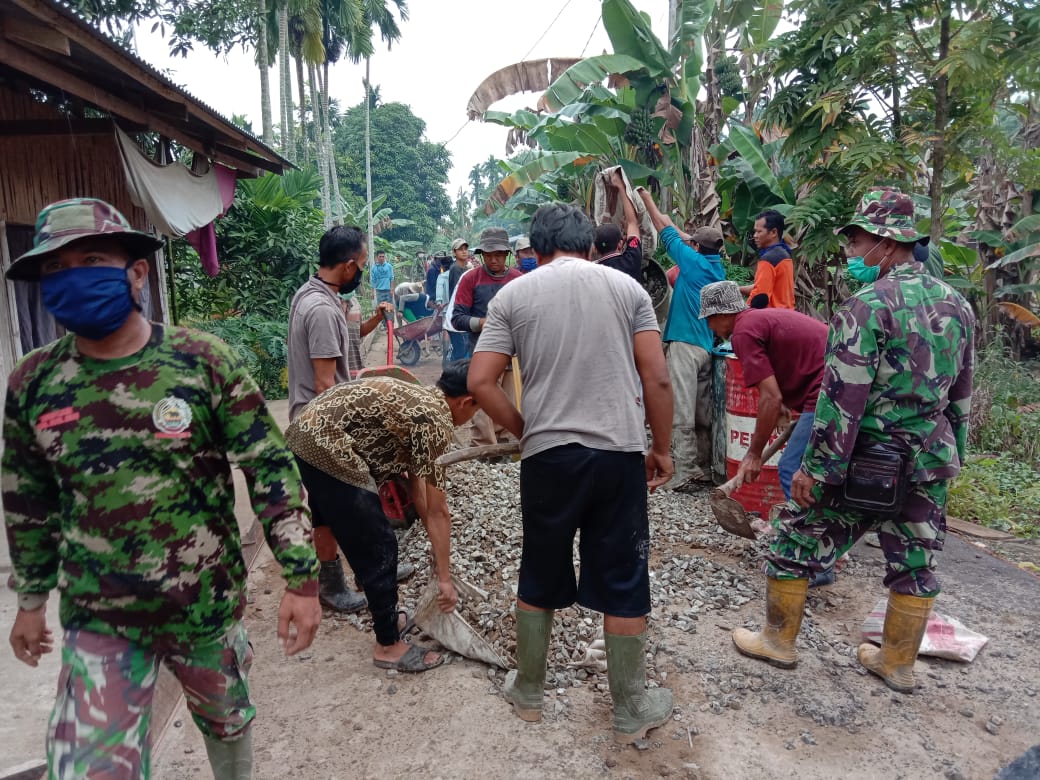 *progres pra TMMD Imbangan Kodim 0314/Inhil Tahun 2020 di Desa Teluk Kiambang sudah sampai 80 %*