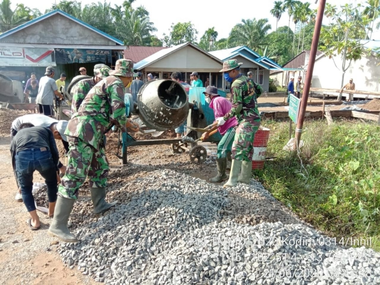 *Meski diguyur hujan atau terpapar terik matahari, Alhasil pelaksanaan pra TMMD Imbangan menuai hasil memuaskan*