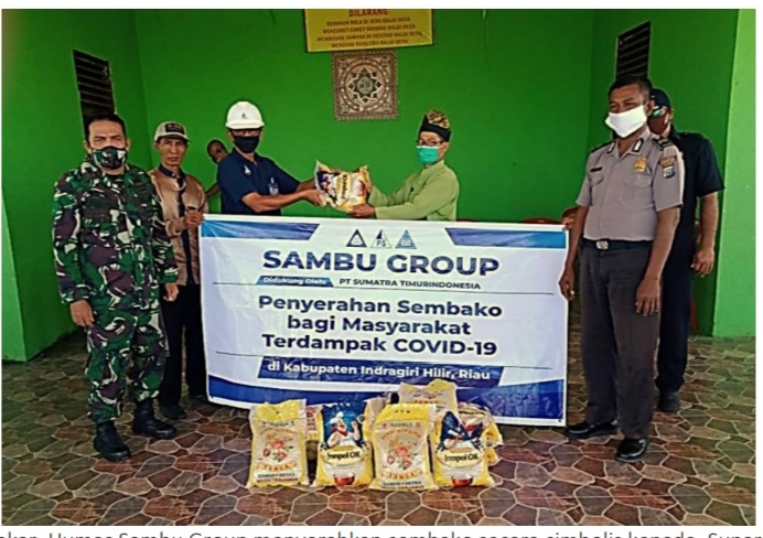 *Gotong Royong Tanggulangi Covid-19, Sambu Group Serahkan Sembako di Kecamatan Teluk Belengkong*