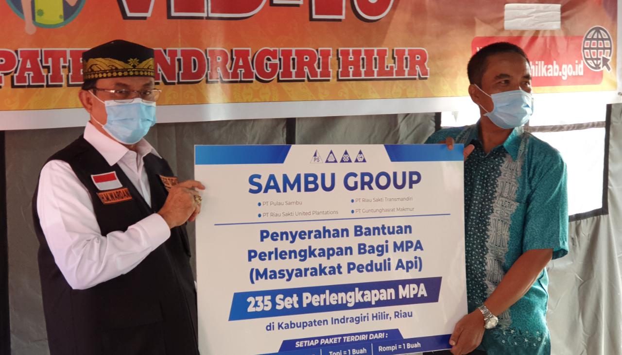 Beri Bantuan Perlengkapan Bagi MPA, Bupati Inhil Apresiasi 2 Grup Perusahaan