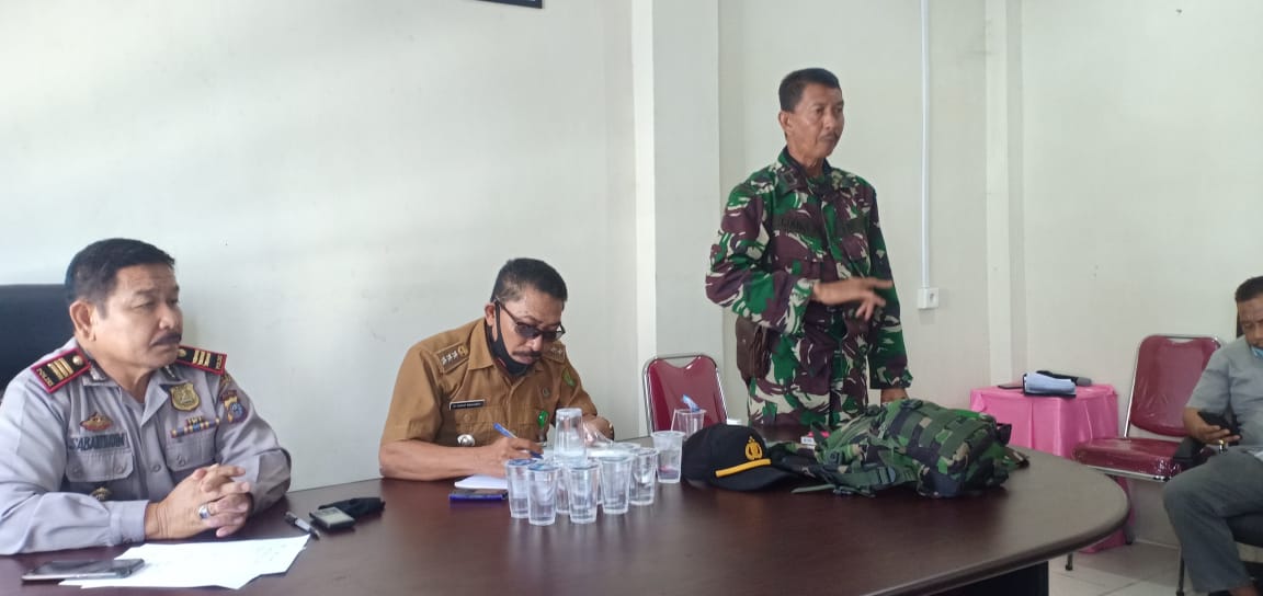 Danramil 11 Pulau Burung Hadiri Rakor tentang Persiapan HUT RI Ke-75 di Mapolsek