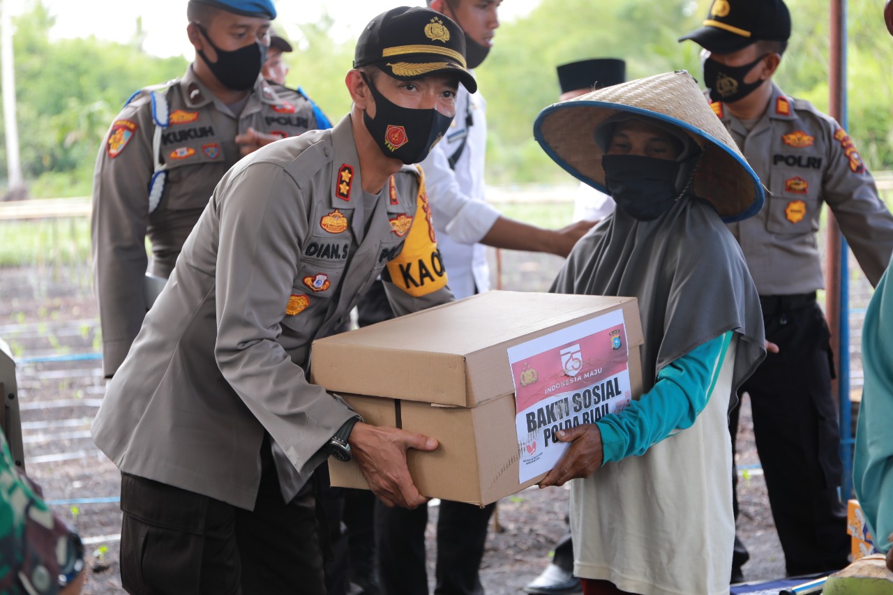 Kapolres Inhil AKBP Dian Setyawan mengikuti acara zoom meeting Peresmian Jaga Kampung Nusantara