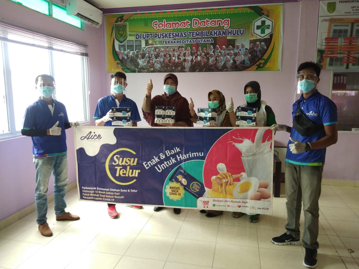 Tim Aice Cream Berikan Bantuan Masker bagi Tenaga Medis Upt Puskesmas Tembilahan Hulu