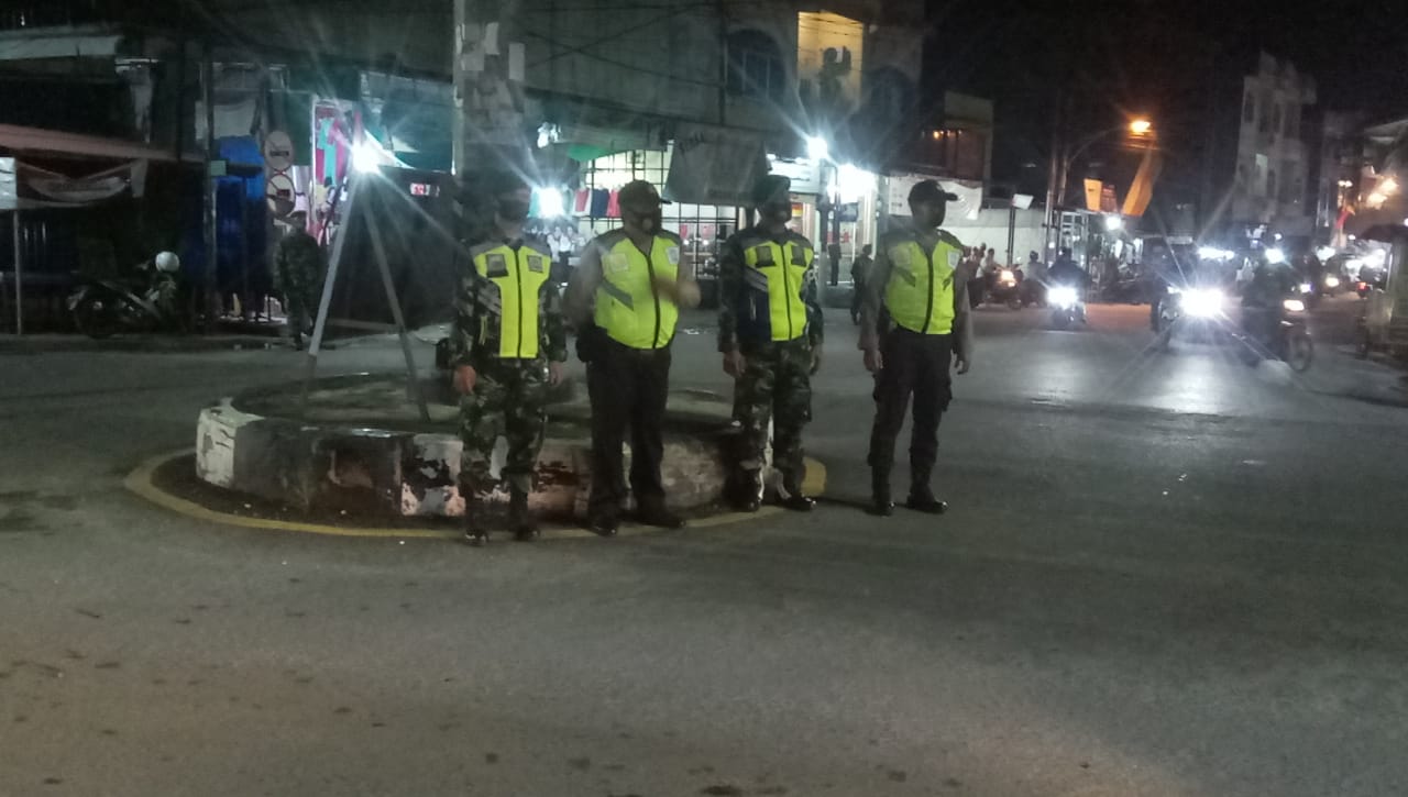 Persimpangan Jalan di Kota Tembilahan,Sasaran Gakplin Satgas Kodim 0314/Inhil Malam Ini