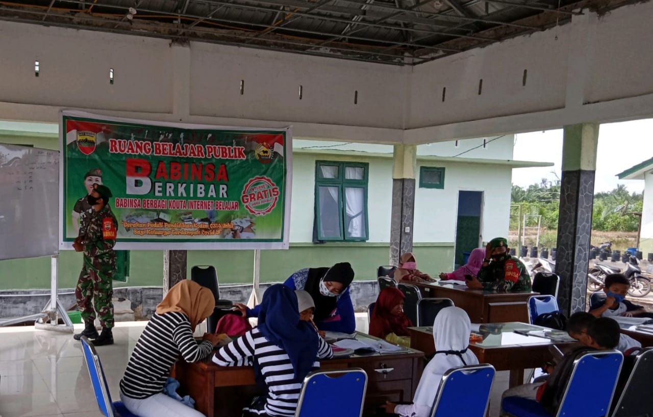 Program Babinsa Berkibar Koramil 11/Pulau Burung menyentuh Pendidikan Golongan kelas bawah