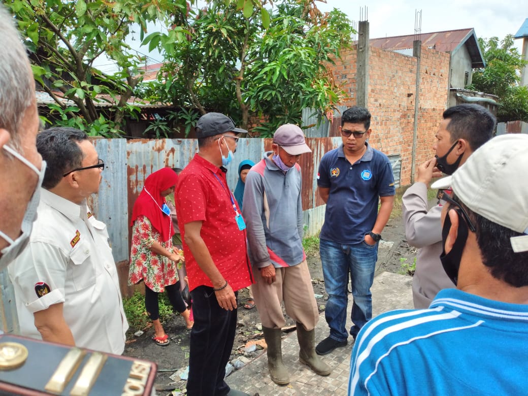 Bersinergi, Kadin dan Kapolsek Tembilahan Hulu Bersama YVB dan JMSI Inhil Tinjau Lokasi Kebakaran