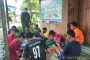 Serka Sasmito Babinsa Belantaraya Koramil 05/Gas Kodim 0314/Inhil kompak bersama warga lakukan patroli karlahut