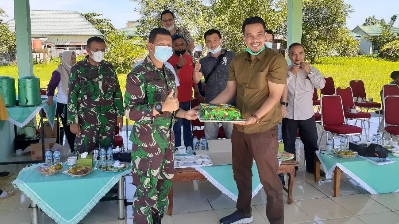 Di Ultah Ke - 41 Dandim 0314/Inhil Mendapat Ucapan Selamat dari 15 Sahabatnya