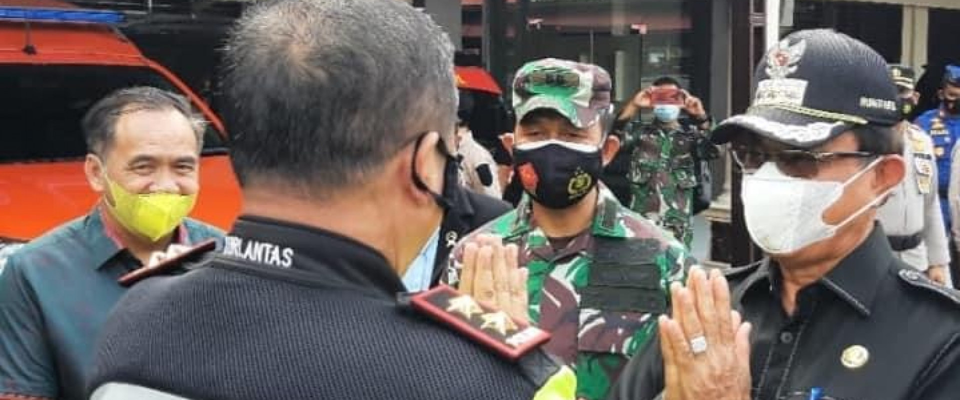 Bupati HM.Wardan Dampingi Kapolda Riau Saat Lakukan Kunjungan Kerja Ke Inhil