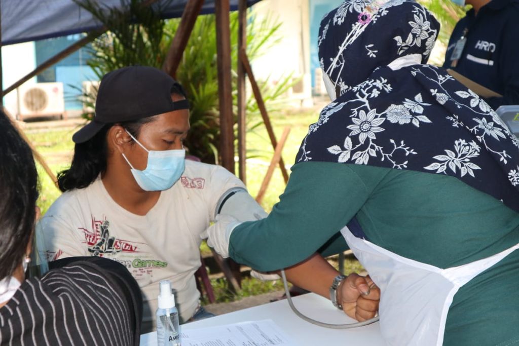 Perdana di Inhil PT Sambu Grub Laksanakan Vaksinasi Gotong Royong