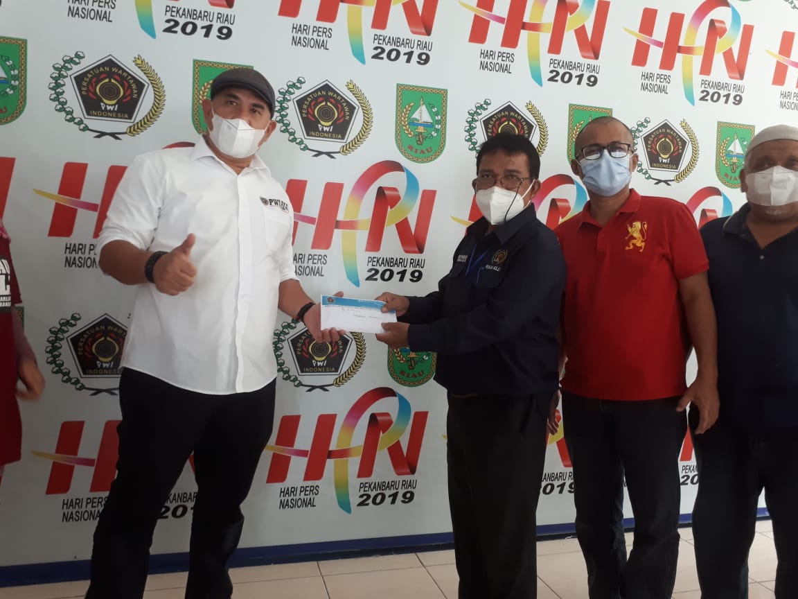 PWI Riau Gulirkan Rp100 Juta Dana Ketahanan Pangan untuk Wartawan