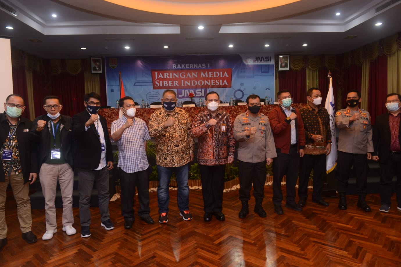 Dihadiri Dewan Pers, Ketua KPK Dapat Kejutan Saat Rakernas JMSI I di Semarang