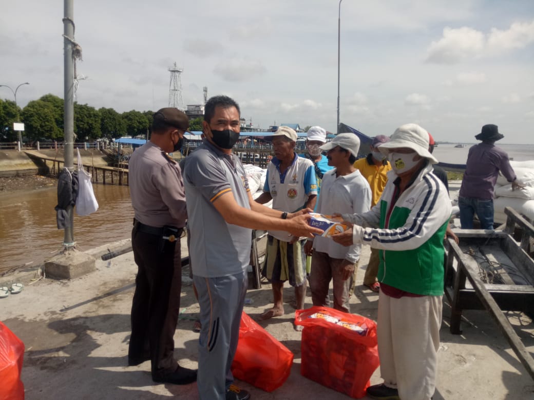 Jum'at berkah Menjadi Momen Rutin Polres Inhil Berbagi