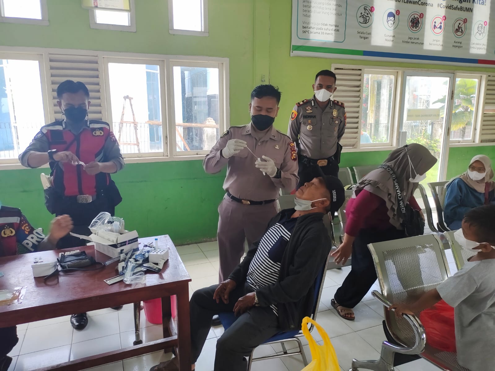 Antisipasi Penyebaran Covid-19 Varian Omricon, Tim Satgas Inhil Lakukan Random Swab Penumpang Speedboat Dari Kepri