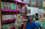 Semangat Sehat Menuju PTM 100, SDN 001 Tembilahan Ikuti Vaksinasi Booster