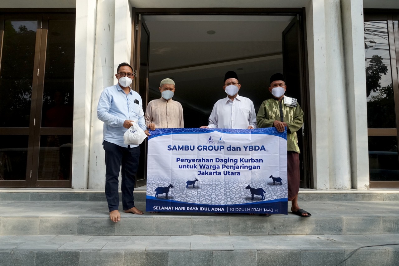 Sambu Group Kembali Berbagi Daging Kurban di Jakarta Utara