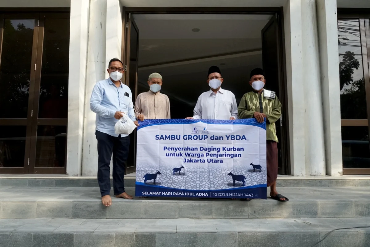 Sambu Group Kembali Berbagi Daging Kurban di Jakarta Utara