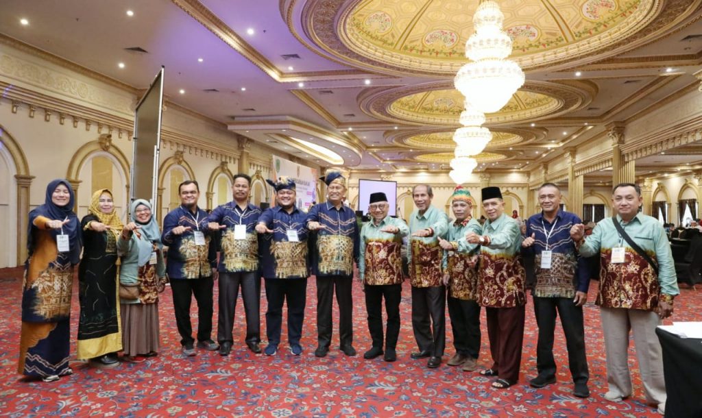 Datuk Natawarga Laksana H.Syamsuddin Uti Hadir Di Kongres Budaya Banjar Ke-VI & KBB I, Momentum Lestarikan Budaya Banjar