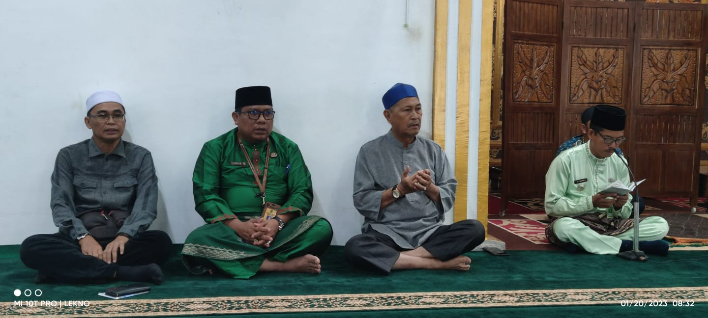 Di lepas Wakil Bupati Inhil, 40 Jamaah PT Silversilk Menuju Baitullah