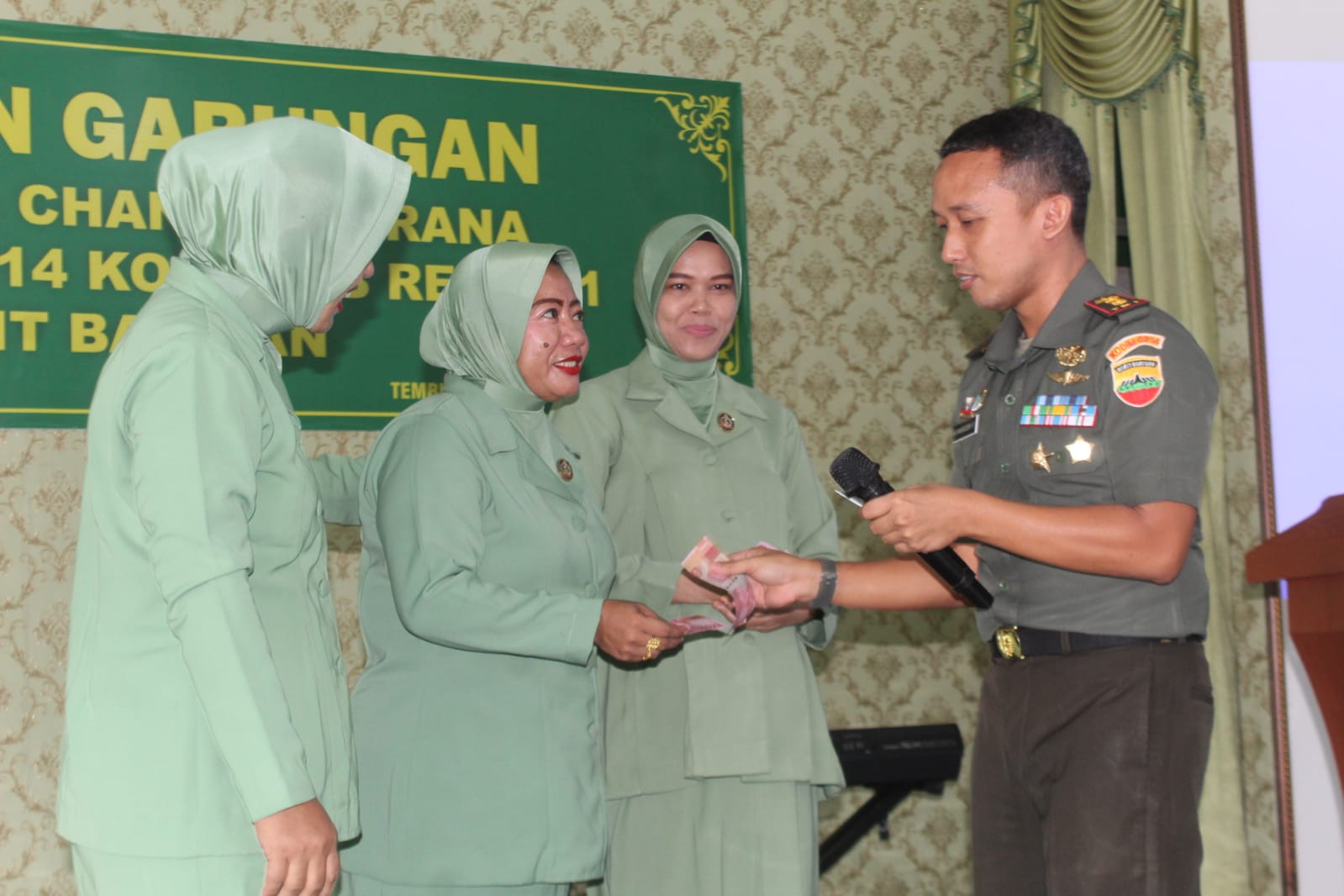 Persit Kartika Chandra Kirana Kodim 0314/Inhil melaksanakan Pertemuan Gabungan.