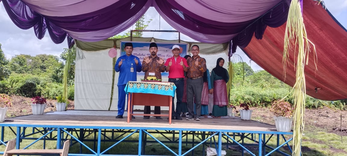 Rayakan Milad Ke-4, SMPN 5 Kempas Felar Berbagai Lomba