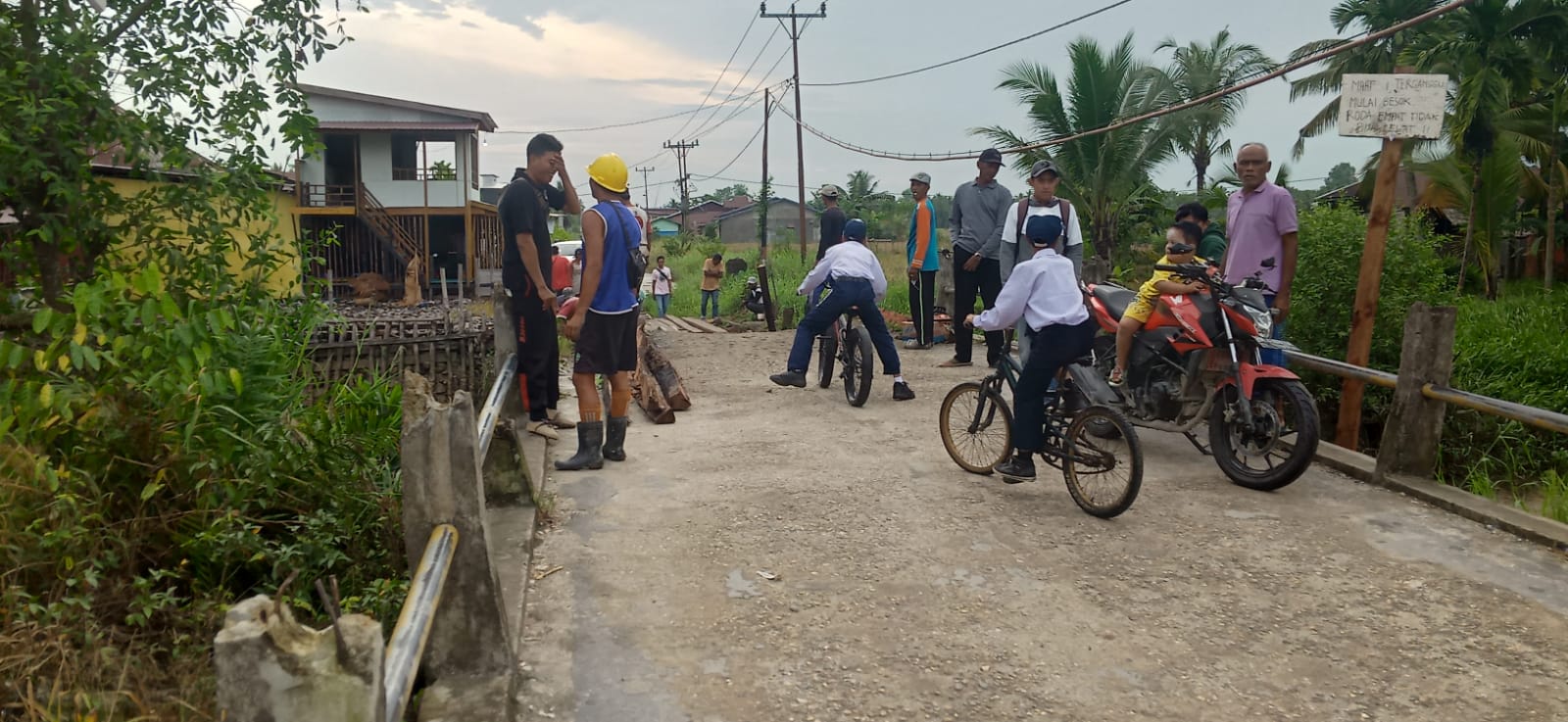 Camat Keritang : Terima Kasih Bupati, Semangat Goro Masyarakat Luar Biasa