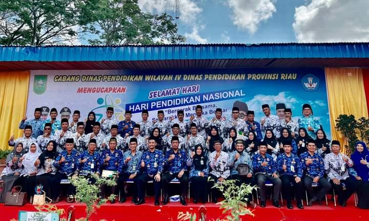 Kacab Disdik Riau Wilayah IV Apresiasi Peringatan Hardiknas 2023 Digagas MKKS SMA dan SMK Inhil.