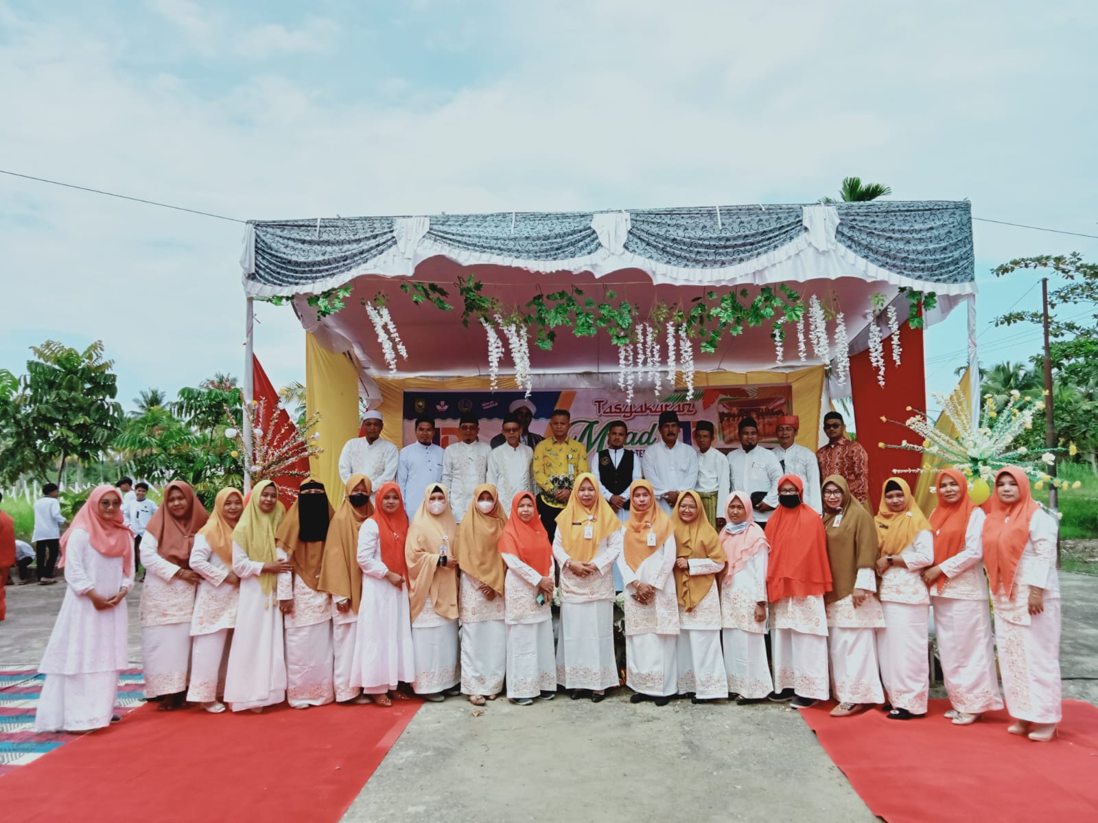 Datang Habib, SMAN 2 Tembilahan Gelar Syukuran Milad Ke-10