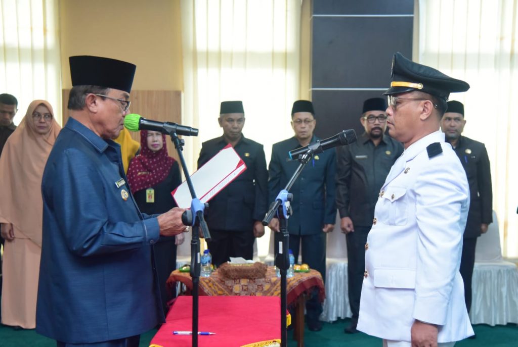 Bupati HM Wardan Melantik Pejabat Administrator di Lingkungan Pemkab Inhil