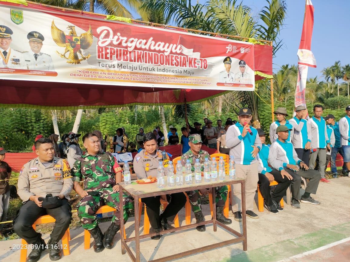 Bagi Para Pemenang Turnamen Voly Ball Sungai Intan,Pemdes Berikan Uang Apresiasi  Jutaan Rupiah