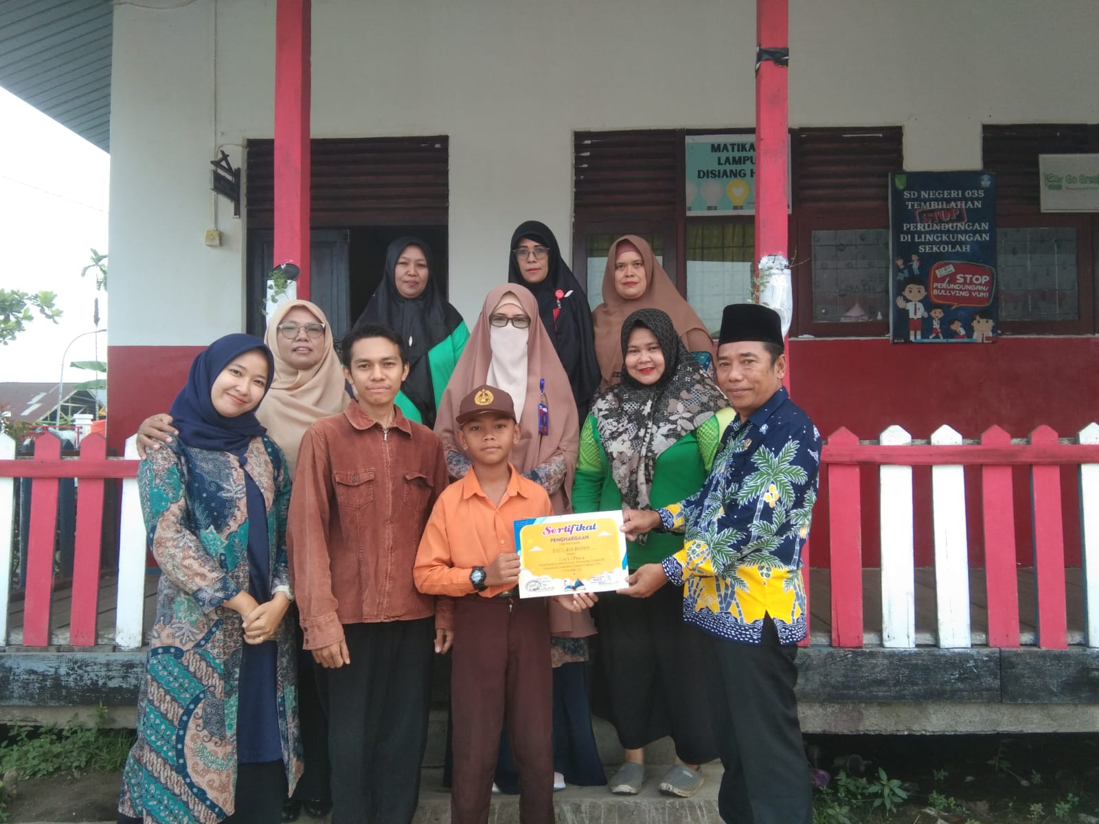 Bukti Aktfikan Literasi Sekolah, SDN 035 Tembilahan Rebut Juara 1 Mendongeng