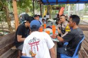 Terus Bergerak Bhabinkamtibmas Desa Belaras Demi Sosialisasi Pemilu 2024 Damai
