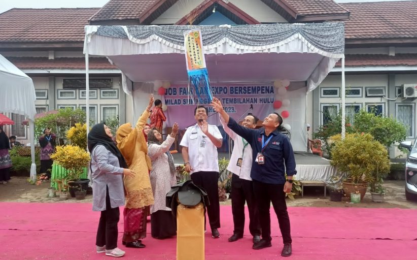Libatkan 23 DuDi, SMKN 1 Tembilahan Hulu Gelar Job Fair
