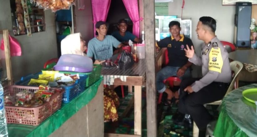 Bhabinkamtibmas Desa Igal Ajak Masyarakat Bersama Sukseskan Pemilu 2024 Dengan Damai