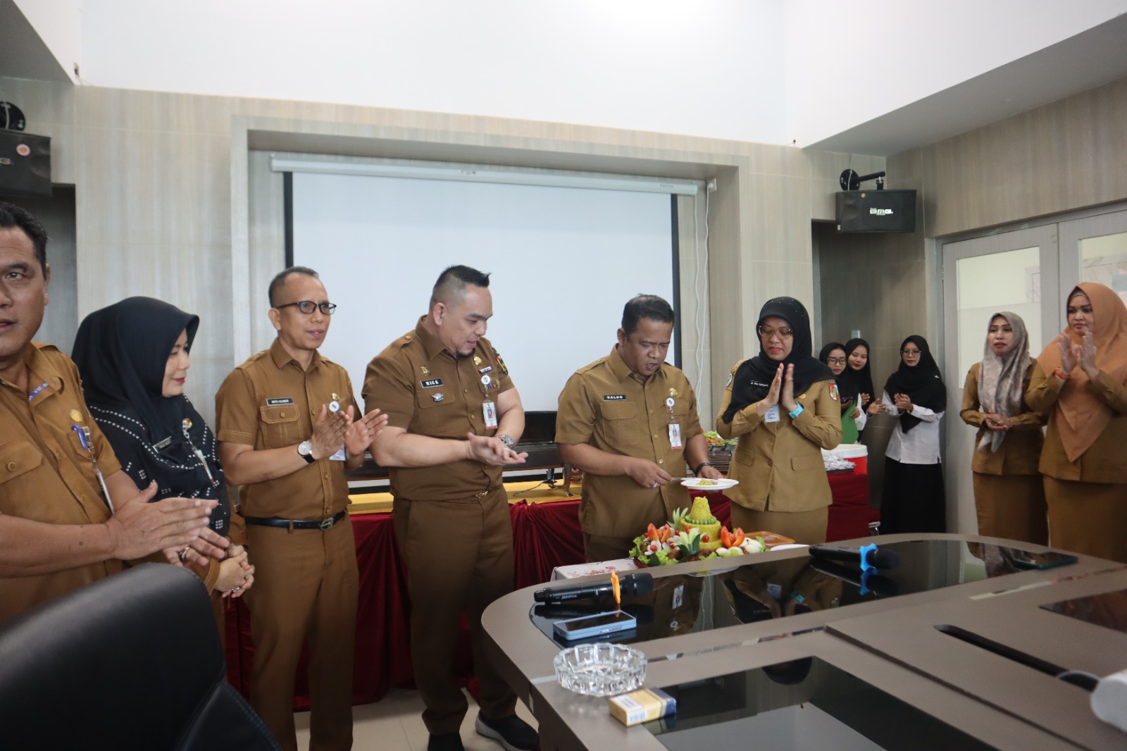 Solidkan Program Unggulan Pj Walikota Bidang Pelayanan Kesehatan Masyarakat, Plt Kadiskes Pekanbaru Adakan Koordinasi Internal Menyeluruh