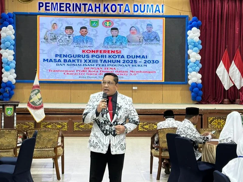 Ketua LKBH PGRI Riau Angkat Bicara soal Oknum LSM dan Wartawan yang Menekan Kepala Sekolah